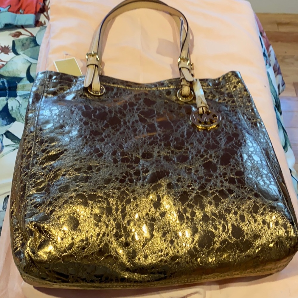 BNWT Michael Michael Kors Gold Tote